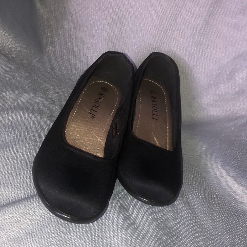 RASOLLI black heels. Like new condition. 6 1/2